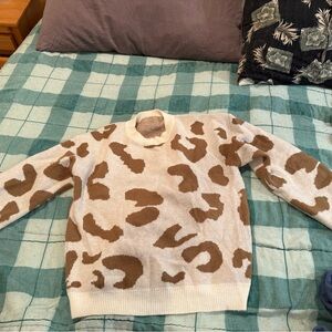 Women’s size large cupshe Leopard Print Sweater